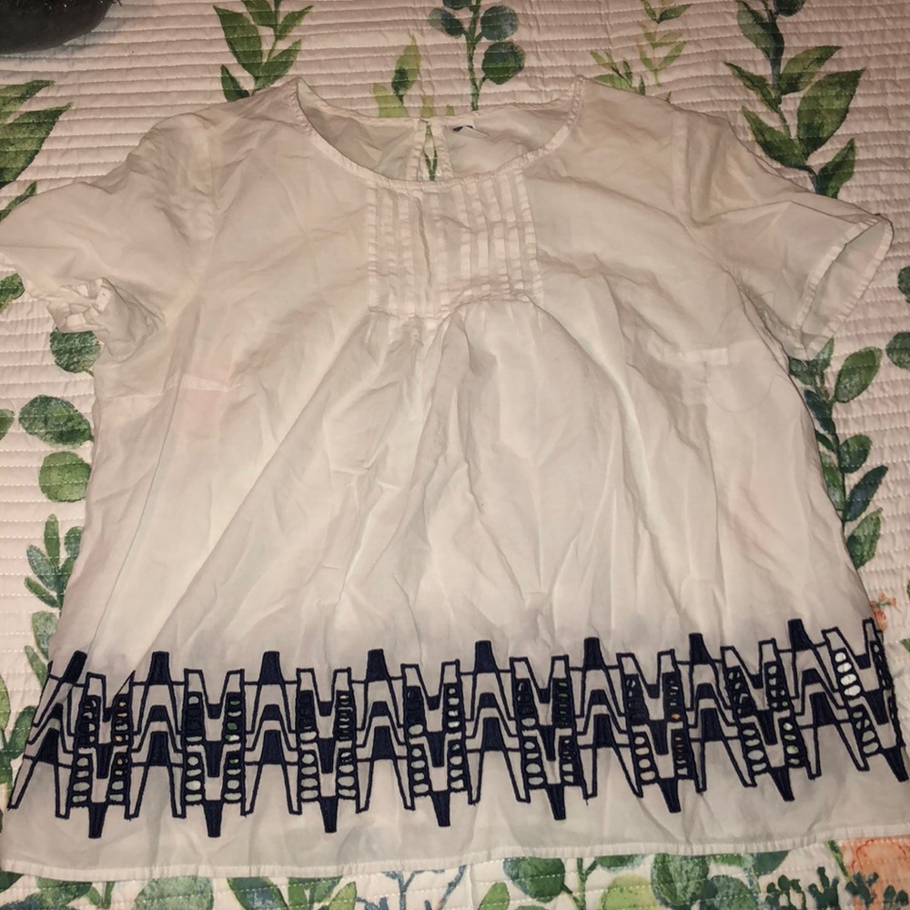 Old Navy top